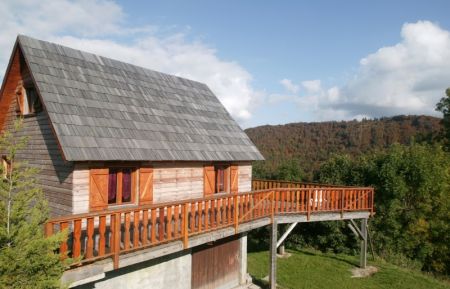 G&icirc;te n&deg;63G100558 Besse-et-Saint-Anastaise - Puy-de-D&ocirc;me - photo
