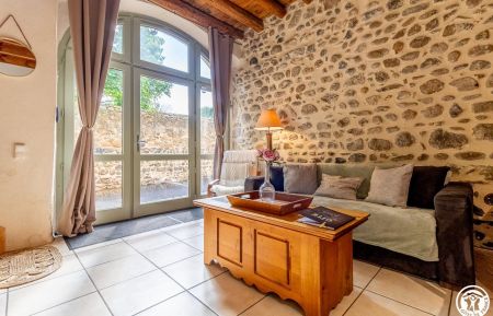 G&icirc;te n&deg;63G1916 Issoire - Puy-de-D&ocirc;me - photo