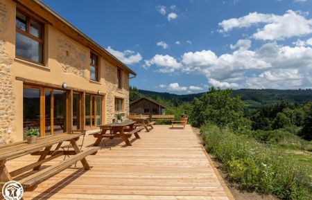 G&icirc;te de groupe n&deg;63G400041 Arconsat - Puy-de-D&ocirc;me - photo