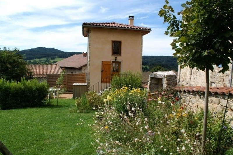 photo 0