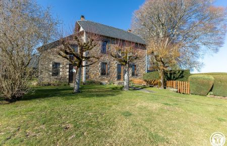Gîte n°63G63536 Saint-Julien-Puy-Lavèze - Puy-de-Dôme - photo