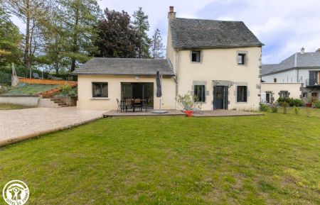 La Maison d'Iris Gîte n°63G1865 Murol - Puy-de-Dôme - La Maison d'Iris