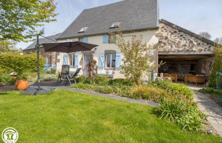 G&icirc;te n&deg;63G2070 Tauves - Puy-de-D&ocirc;me - photo