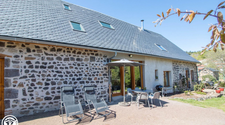 Gîte Gîte La Grange Des Puys n°63G1358 à Saint Genes Champanelle