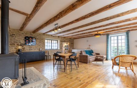 G&icirc;te n&deg;63G1807 Le Vernet-Cham&eacute;ane - Puy-de-D&ocirc;me - photo