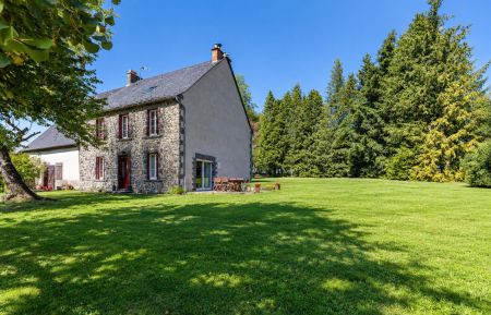 G&icirc;te n&deg;63G63828 Tauves - Puy-de-D&ocirc;me - photo