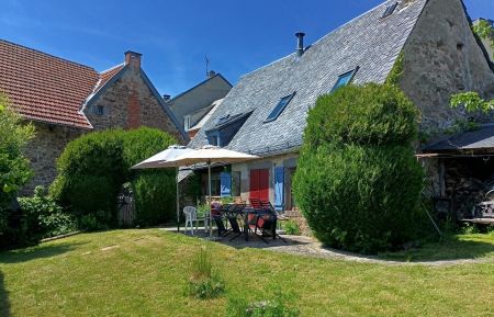G&icirc;te n&deg;63G63749 Saint-Sauves-d'Auvergne - Puy-de-D&ocirc;me - juin 2025