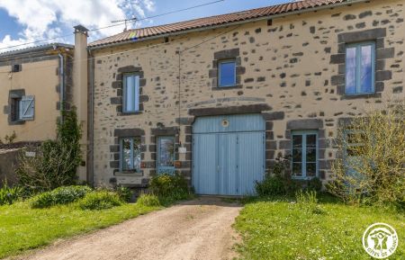 Chambre d'h&ocirc;tes n&deg;63G300736 Volvic - Puy-de-D&ocirc;me - photo