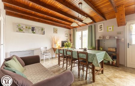 G&icirc;te n&deg;63G100934 Compains - Puy-de-D&ocirc;me - photo