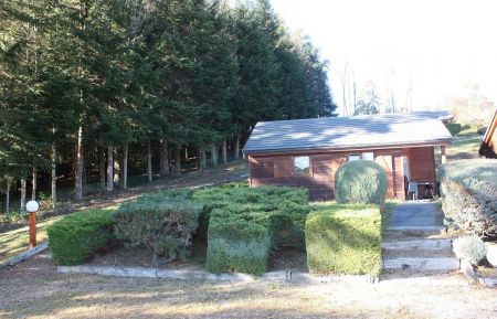 G&icirc;te n&deg;63G1821 Aydat - Puy-de-D&ocirc;me - Chalet en Automne