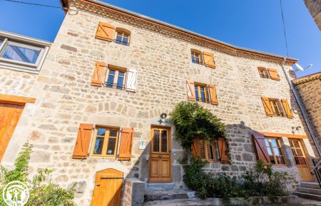 G&icirc;te n&deg;63G1291 Auzelles - Puy-de-D&ocirc;me - photo