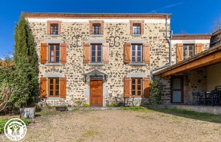 G&icirc;te n&deg;63G63625 Saint-Julien-de-Coppel - Puy-de-D&ocirc;me - photo
