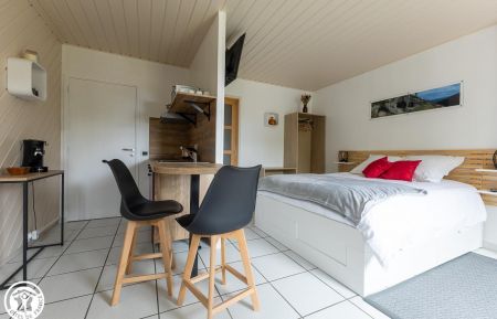 G&icirc;te n&deg;63G2064 Orcines - Puy-de-D&ocirc;me - photo
