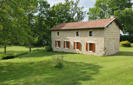 G&icirc;te n&deg;63G2011 Saint-Victor-Montvianeix - Puy-de-D&ocirc;me - photo