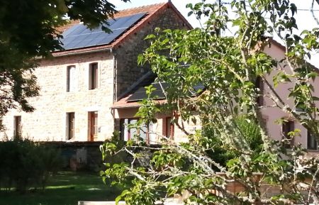 G&icirc;te n&deg;63G2003 Charensat - Puy-de-D&ocirc;me - photo